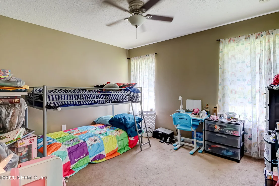Photo of 44629 WOODLAND Circle