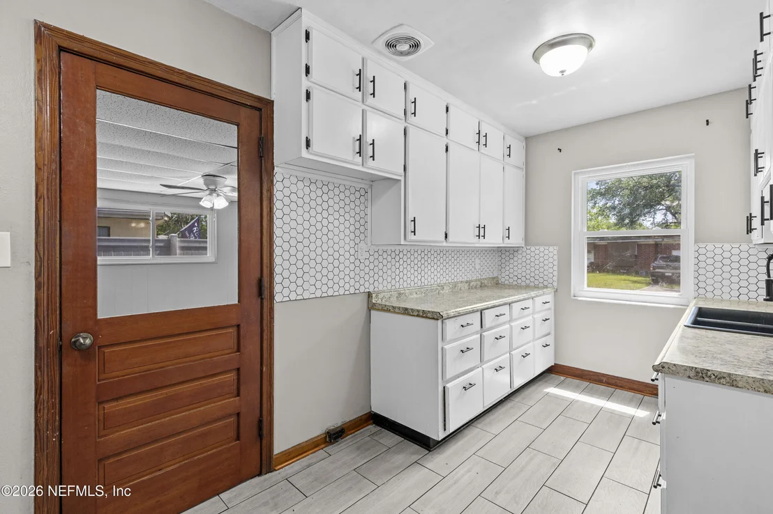 Photo of 4122 RENDALE Drive N