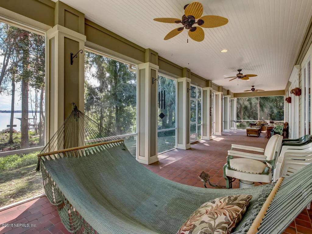 Photo of 595 W RIVER Road