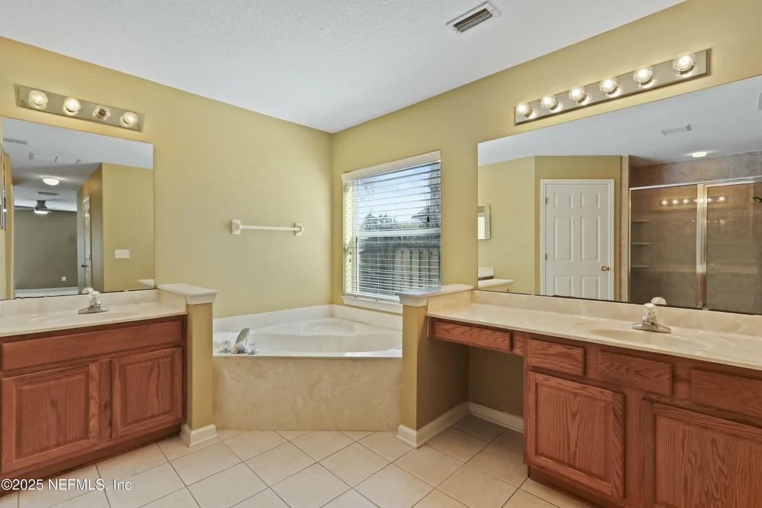Photo of 1337 RIVER CITY Street