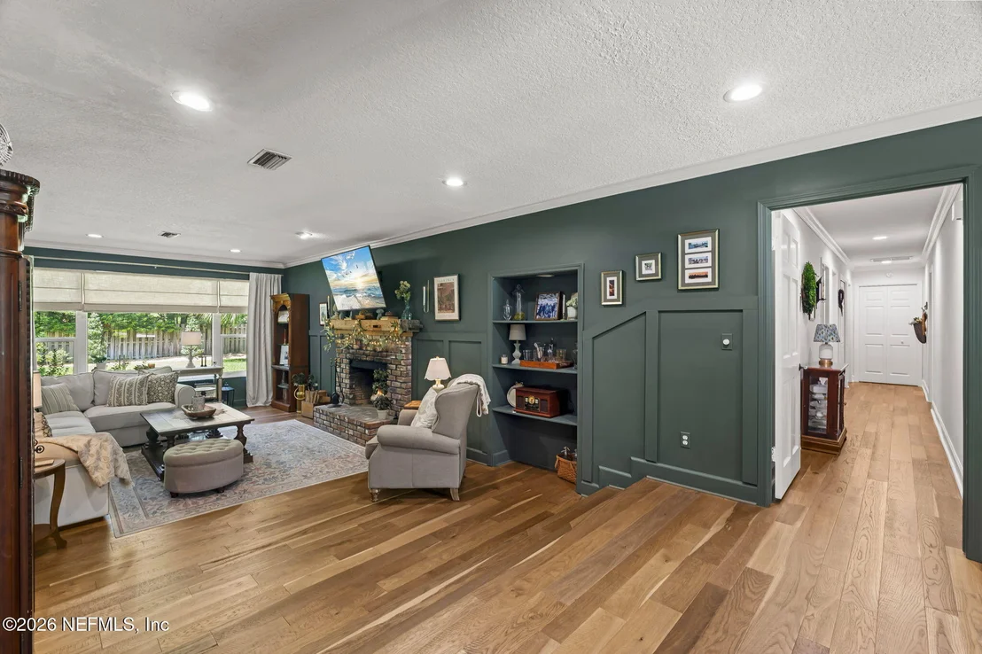 Photo of 8148 BLUE JAY Lane