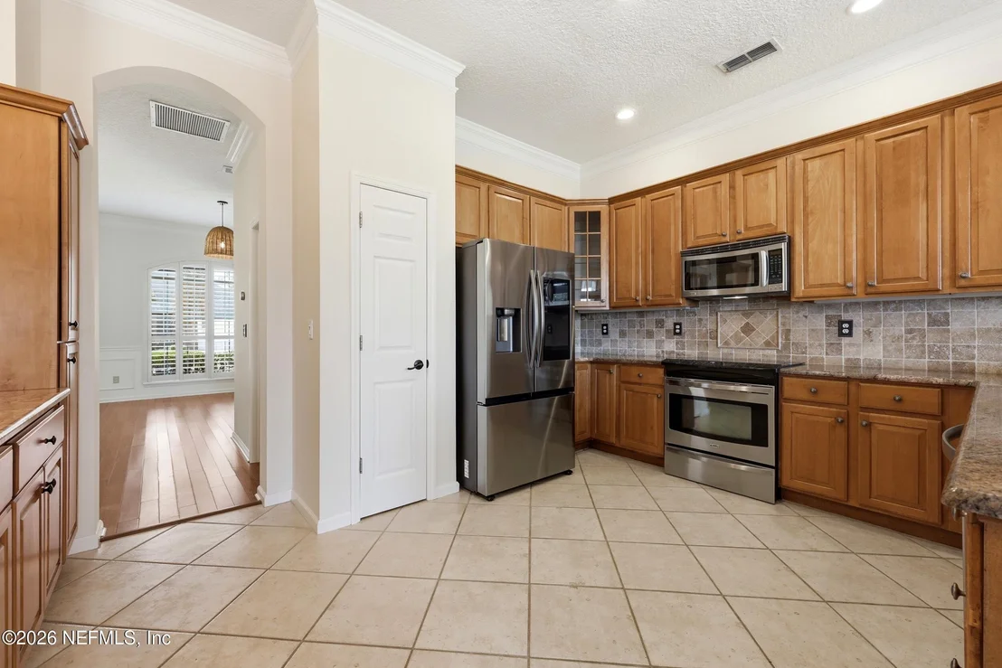 Photo of 2220 LOOKOUT Landing