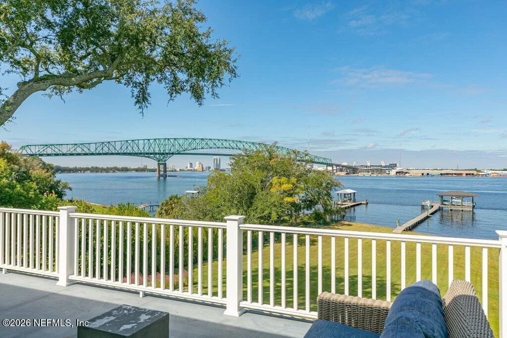 Photo of 4626 RIVER POINT Road W