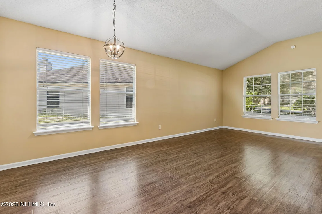 Photo of 831 TIMBERJACK Court