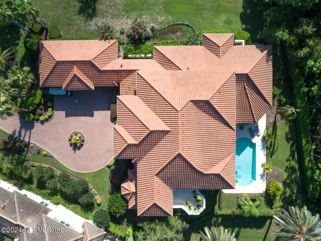 Photo of 752 PROMENADE POINTE Drive