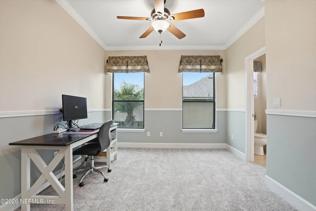 Photo of 218 N SAXXON Road