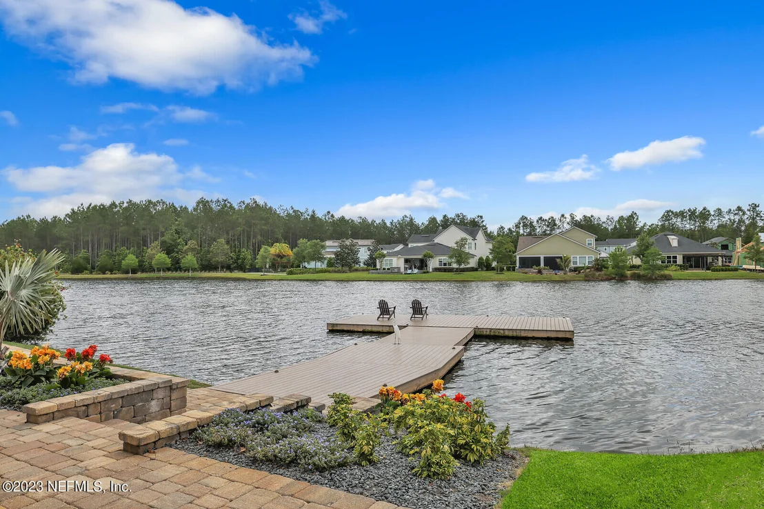 Photo of 557 PINE HAVEN Drive