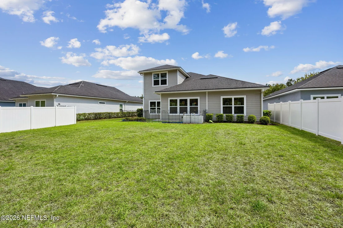 Photo of 96017 BREEZEWAY Court
