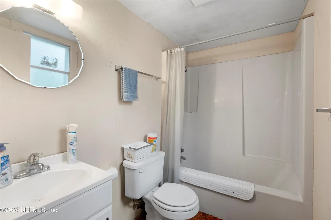 Photo of 1128 TAYLOR Road