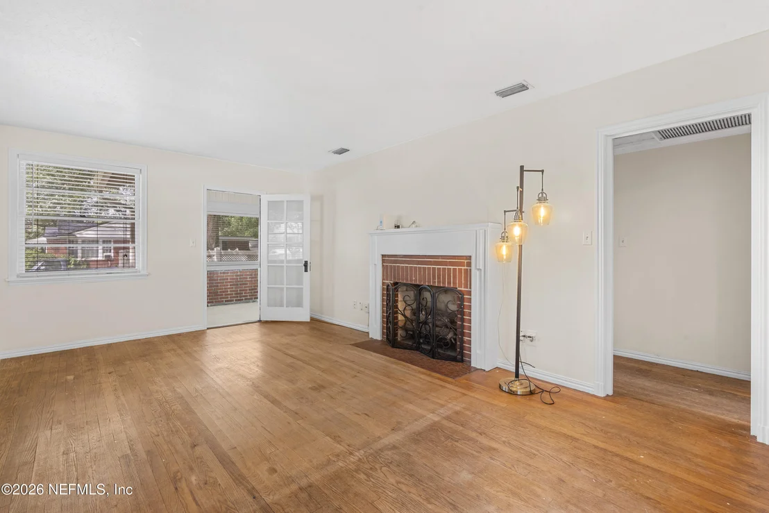 Photo of 1603 PARRISH Place