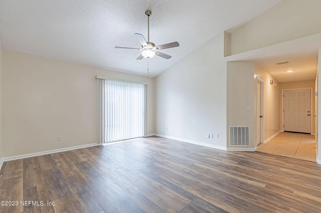 Photo of 3091 WAVERING Lane