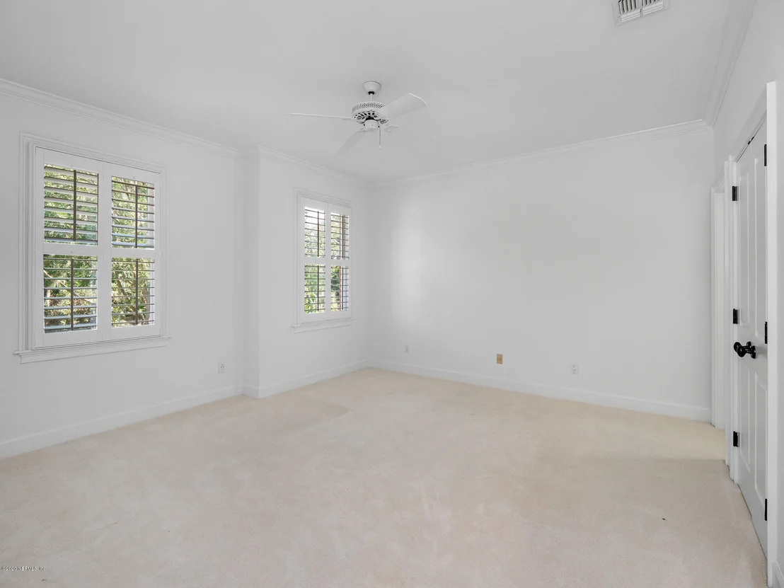 Photo of 906 GREENRIDGE Road