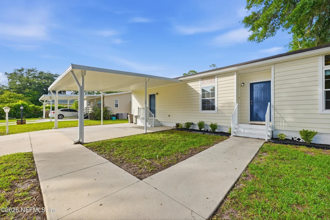 Photo of 148 LAKE MARGO Drive