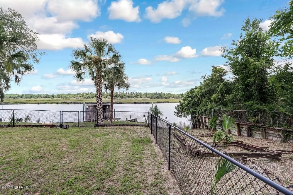 Photo of 5115 TROUT RIVER Boulevard