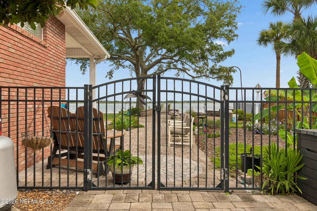 Photo of 9006 HECKSCHER Drive
