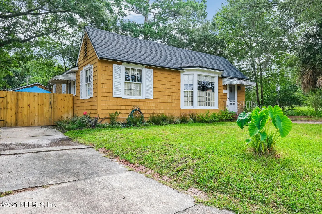 Photo of 1071 WILLIS Drive