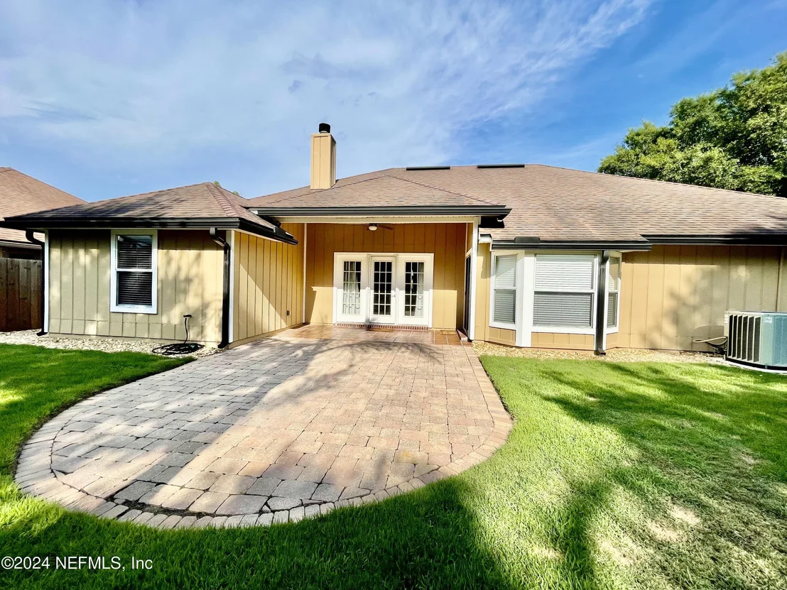 Photo of 1404 GIBRALTER Lane