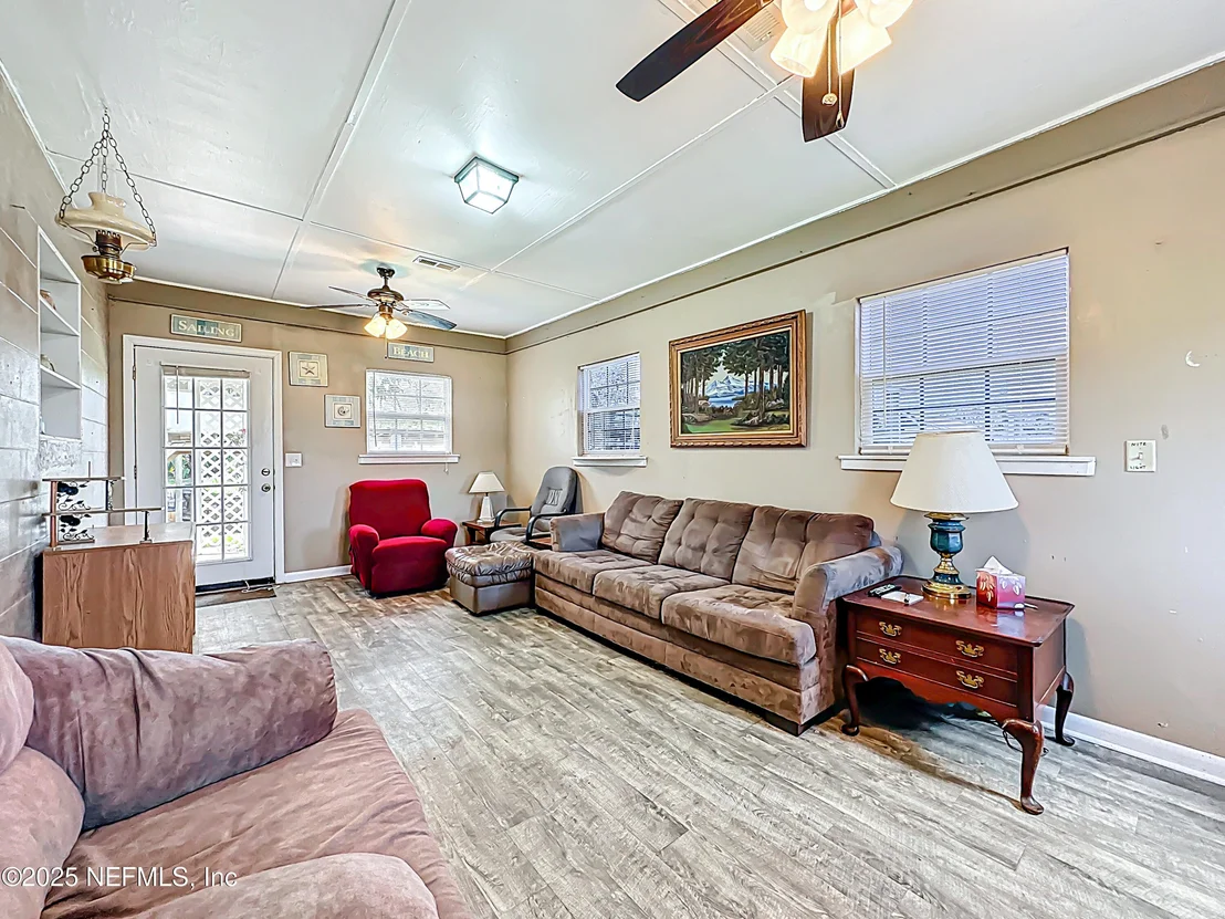 Photo of 103 PALM Street