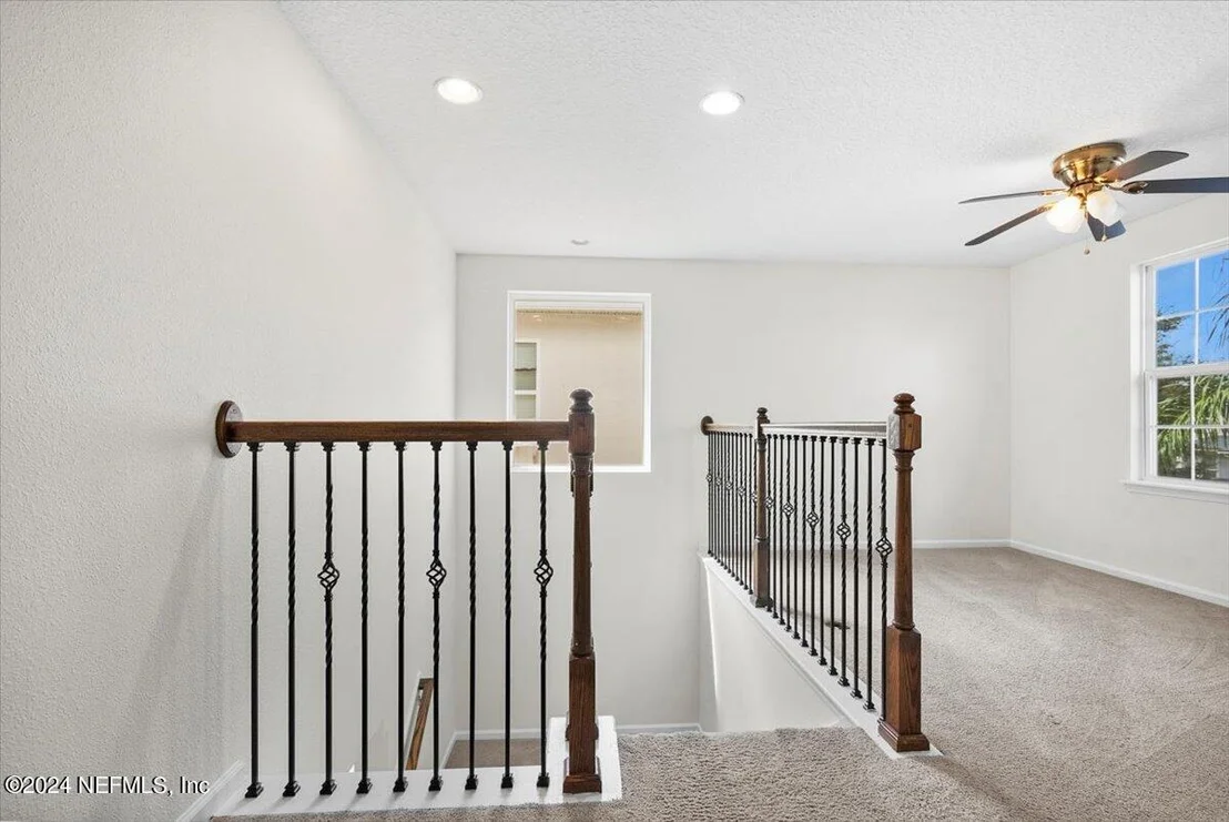 Photo of 472 GLENDALE Lane