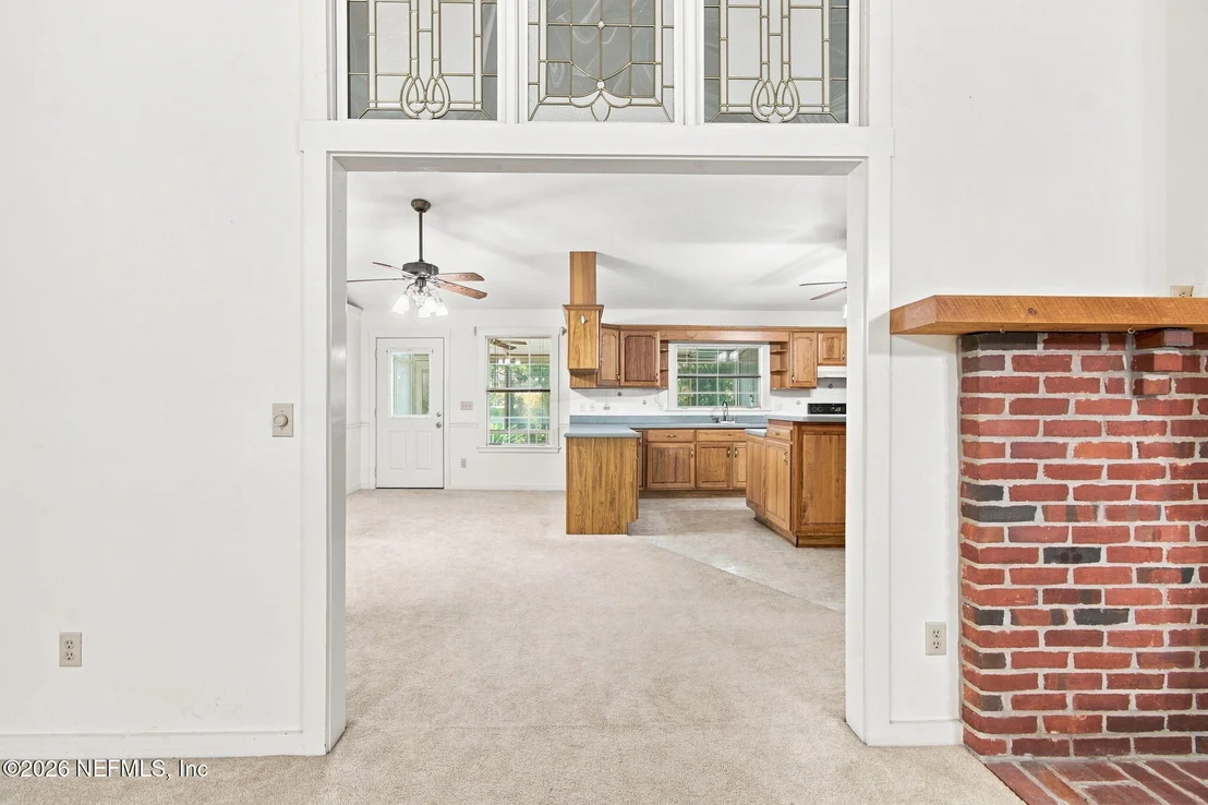 Photo of 1478 GATELY Road