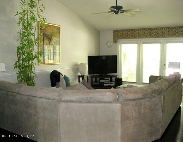 Photo of 1188 LINWOOD Loop