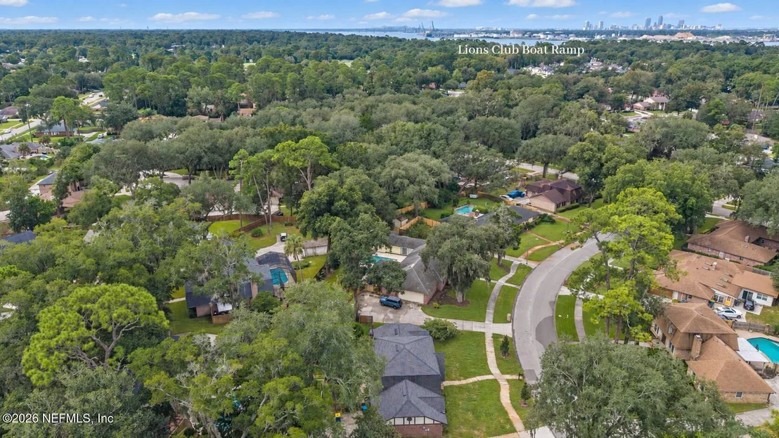 Photo of 4463 RIVER TRAIL Road