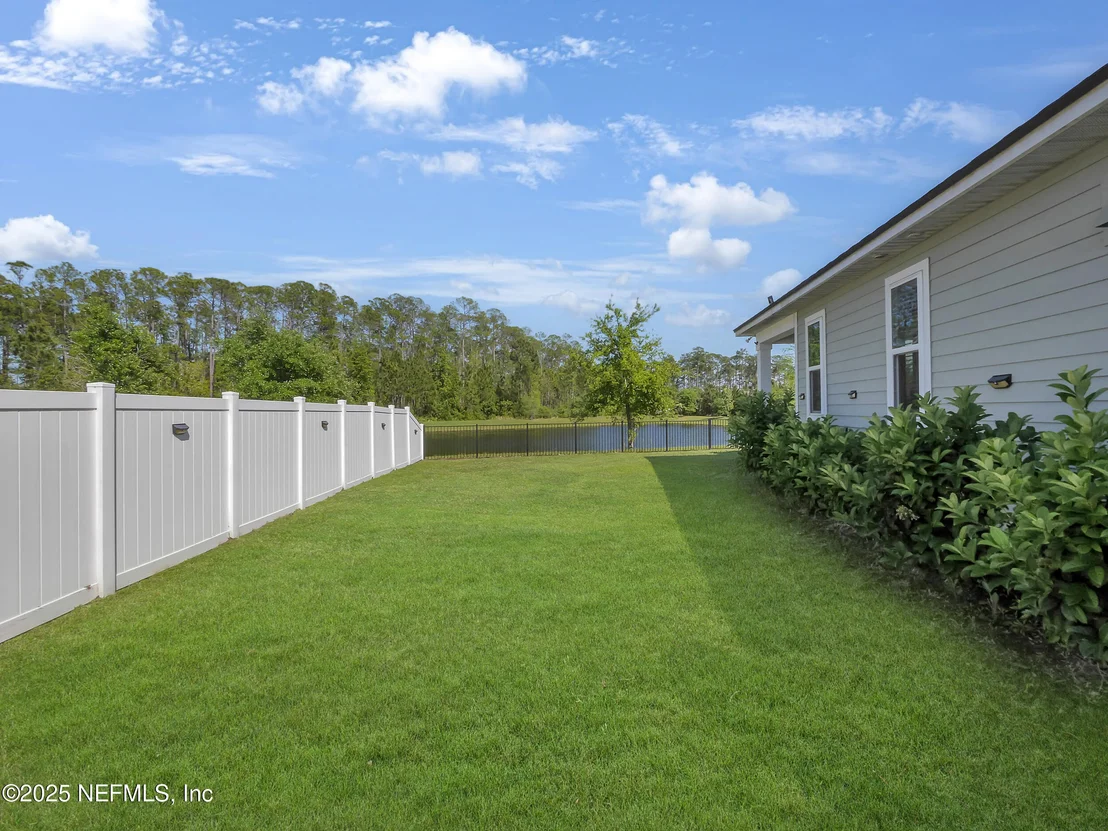 Photo of 695 SANDSTONE Drive