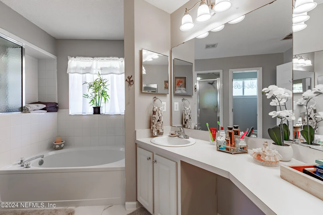 Photo of 4680 SADDLEHORN Trail