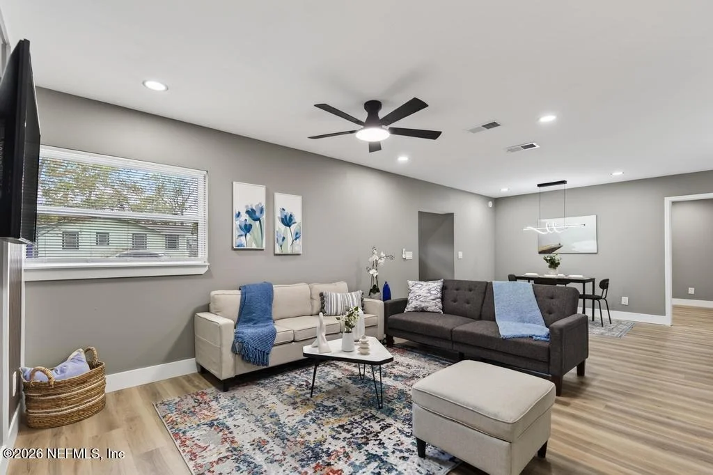 Photo of 609 WREN Road
