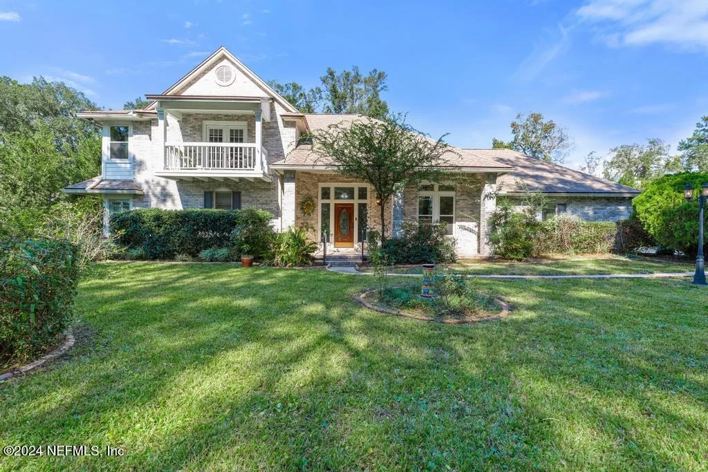 Photo of 413 RIVER BIRCH Lane