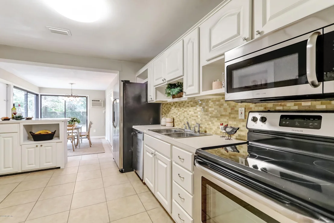 Photo of 227 SAPELO Road