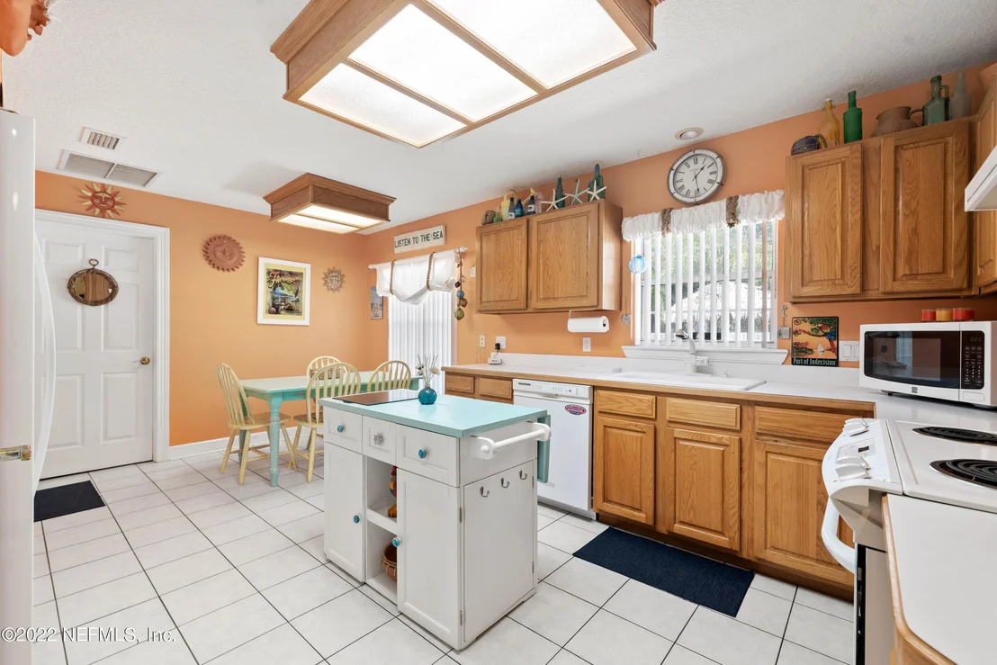 Photo of 1004 BALI Place
