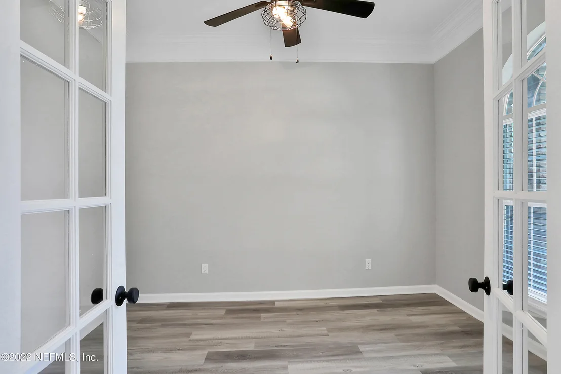 Photo of 1031 LARKSPUR Loop
