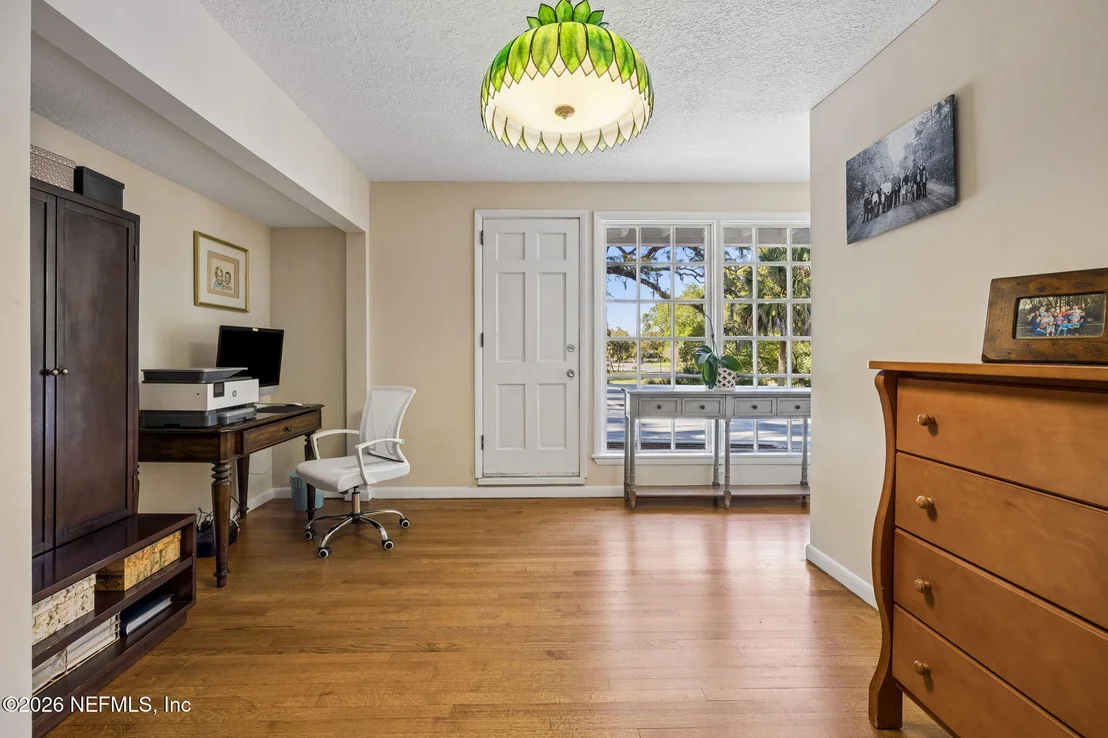 Photo of 4226 FOREST PARK Road