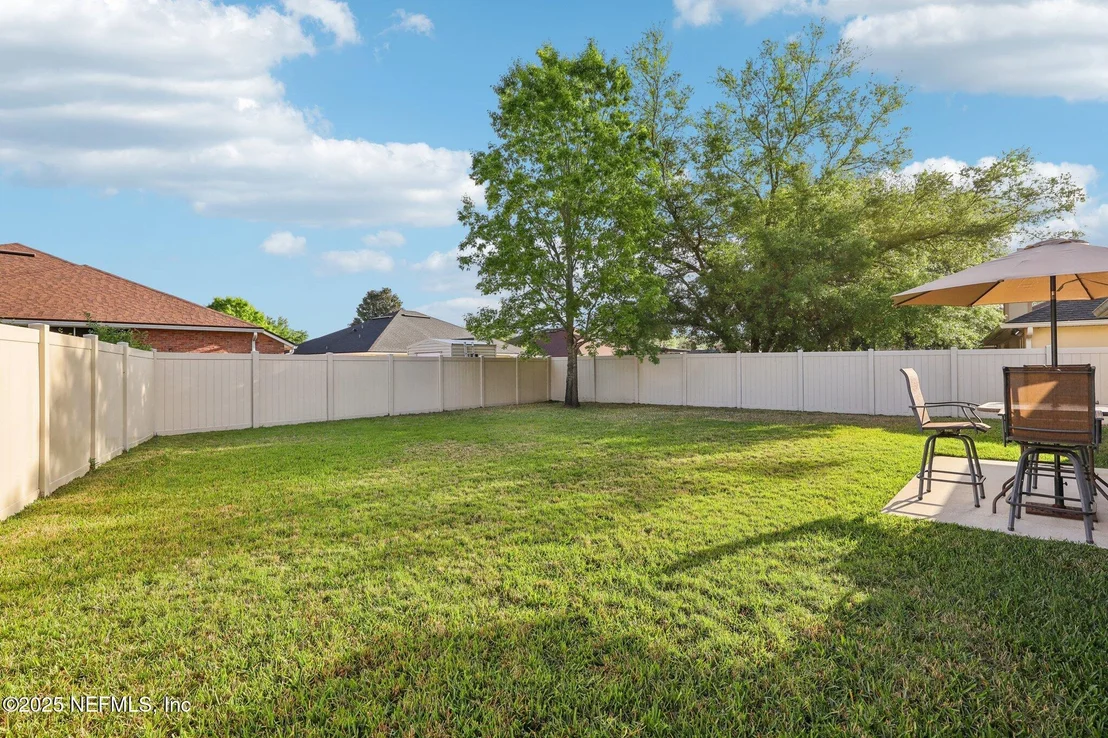 Photo of 9425 STAPLEHURST Drive