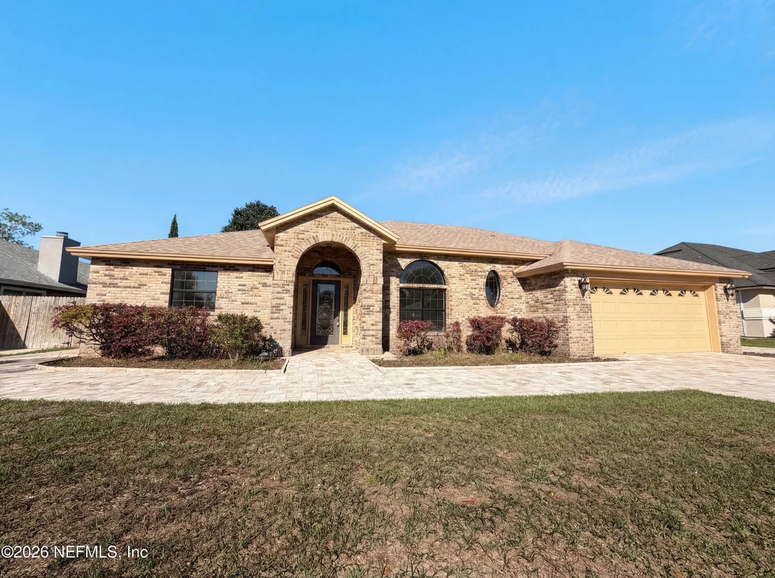 Photo of 585 THORNBERRY Road