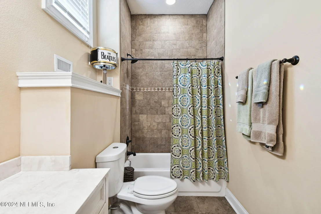 Photo of 274 DEERFIELD GLEN Drive