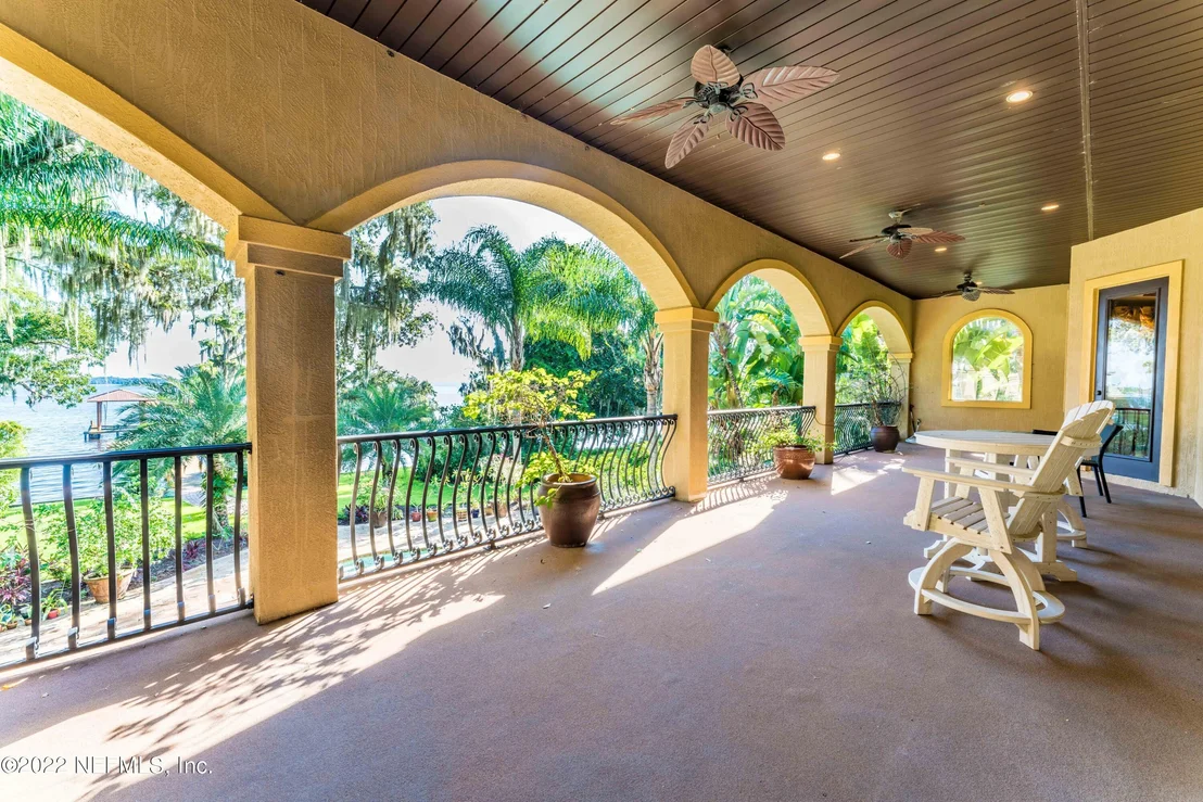 Photo of 8289 COLEE COVE Road