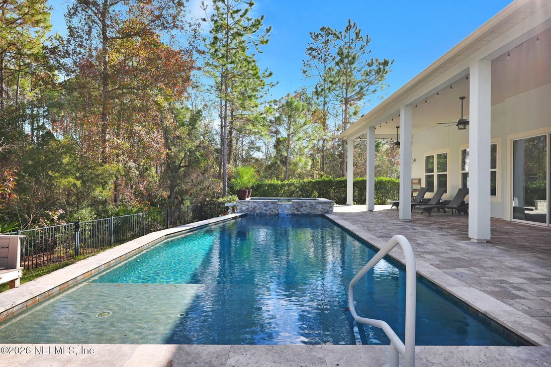 Photo of 62 BROADLEAF Lane