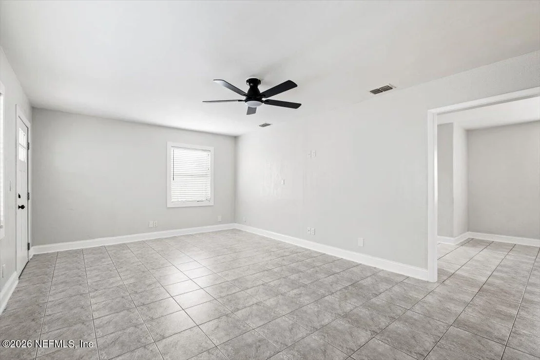 Photo of 9268 HIPPS Road