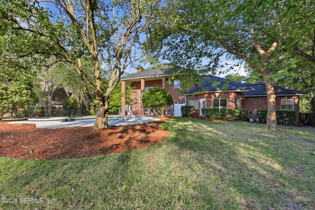Photo of 11802 MANDARIN Road