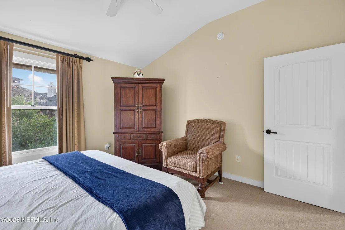 Photo of Unit 323 at 955 REGISTRY Boulevard