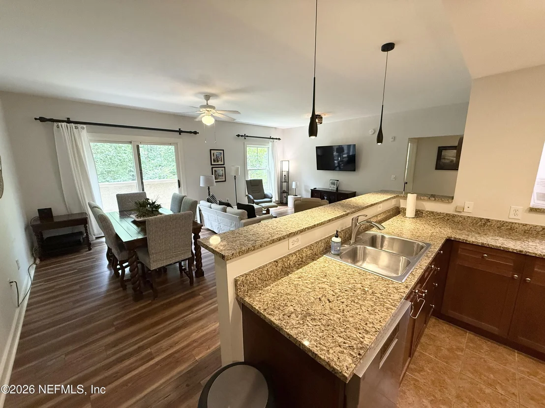 Photo of Unit 211 at 965 REGISTRY Boulevard