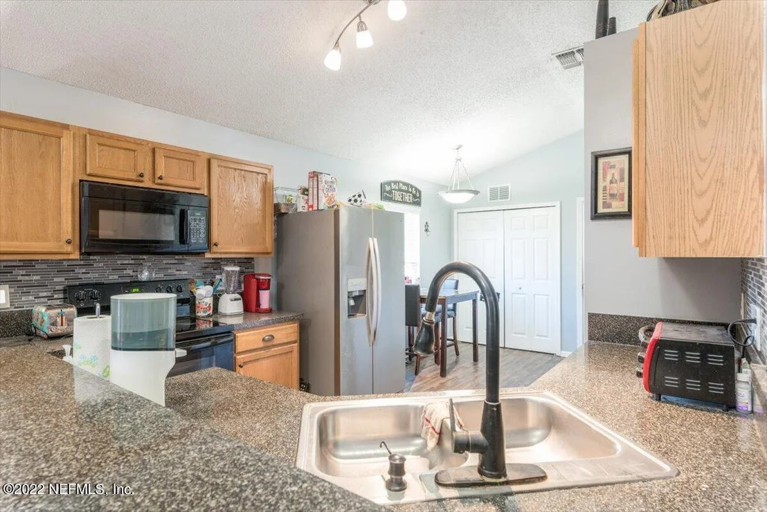 Photo of 8618 N STAR LEAF Road