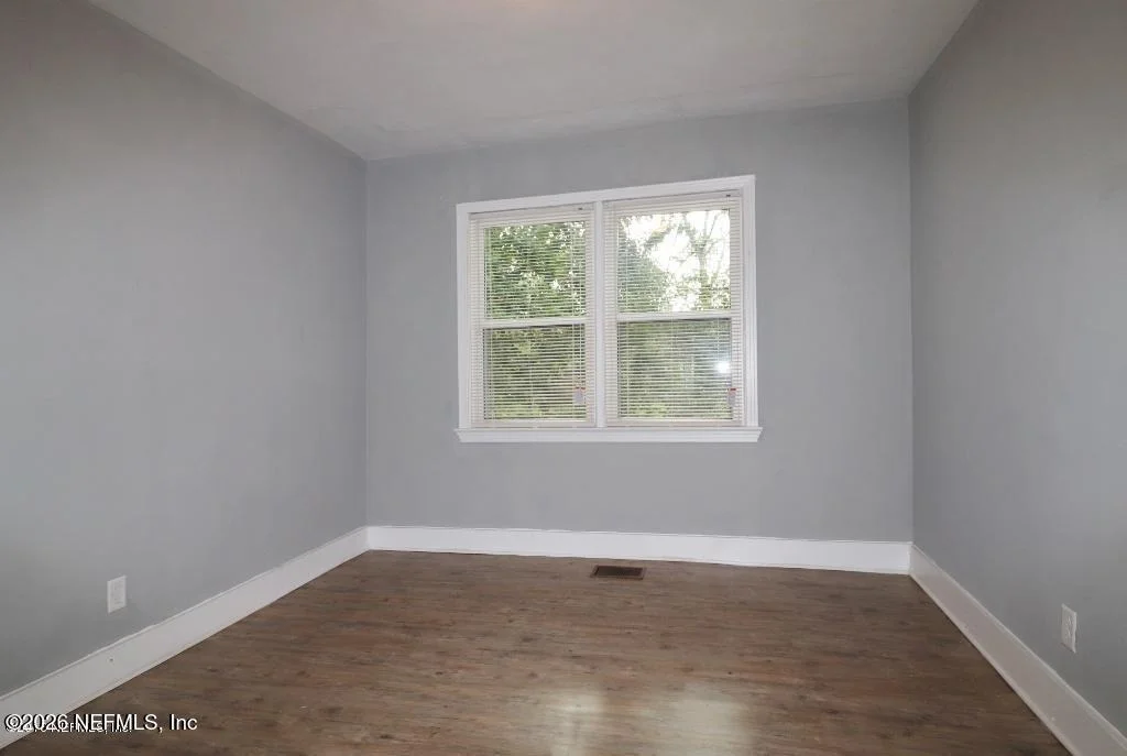 Photo of 5779 SW CARVER Circle SW