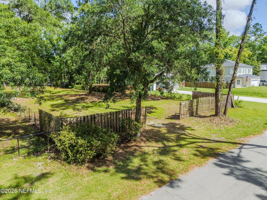 Photo of 12732 DANBROOK Street