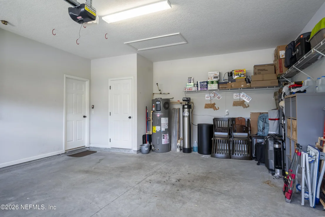 Photo of 7002 AZALEA GROVE Drive