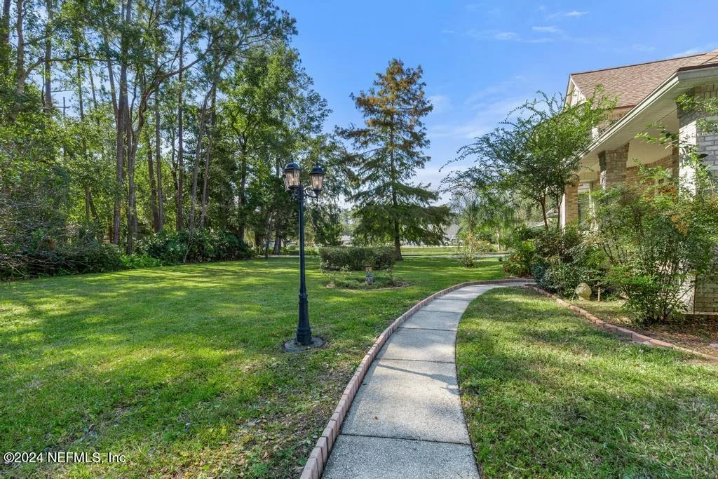 Photo of 413 RIVER BIRCH Lane