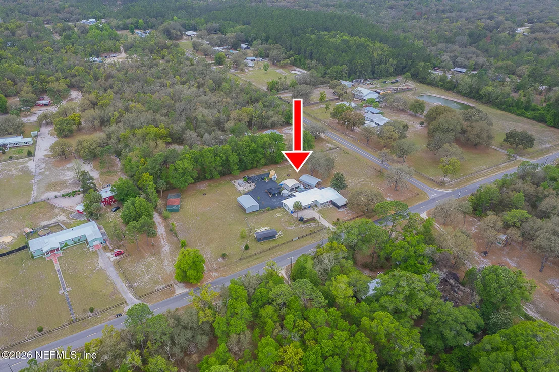 Photo of 239 LYNNE Drive