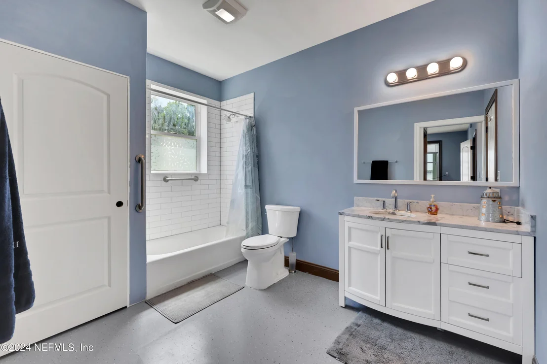 Photo of 2878 ADAMS Road